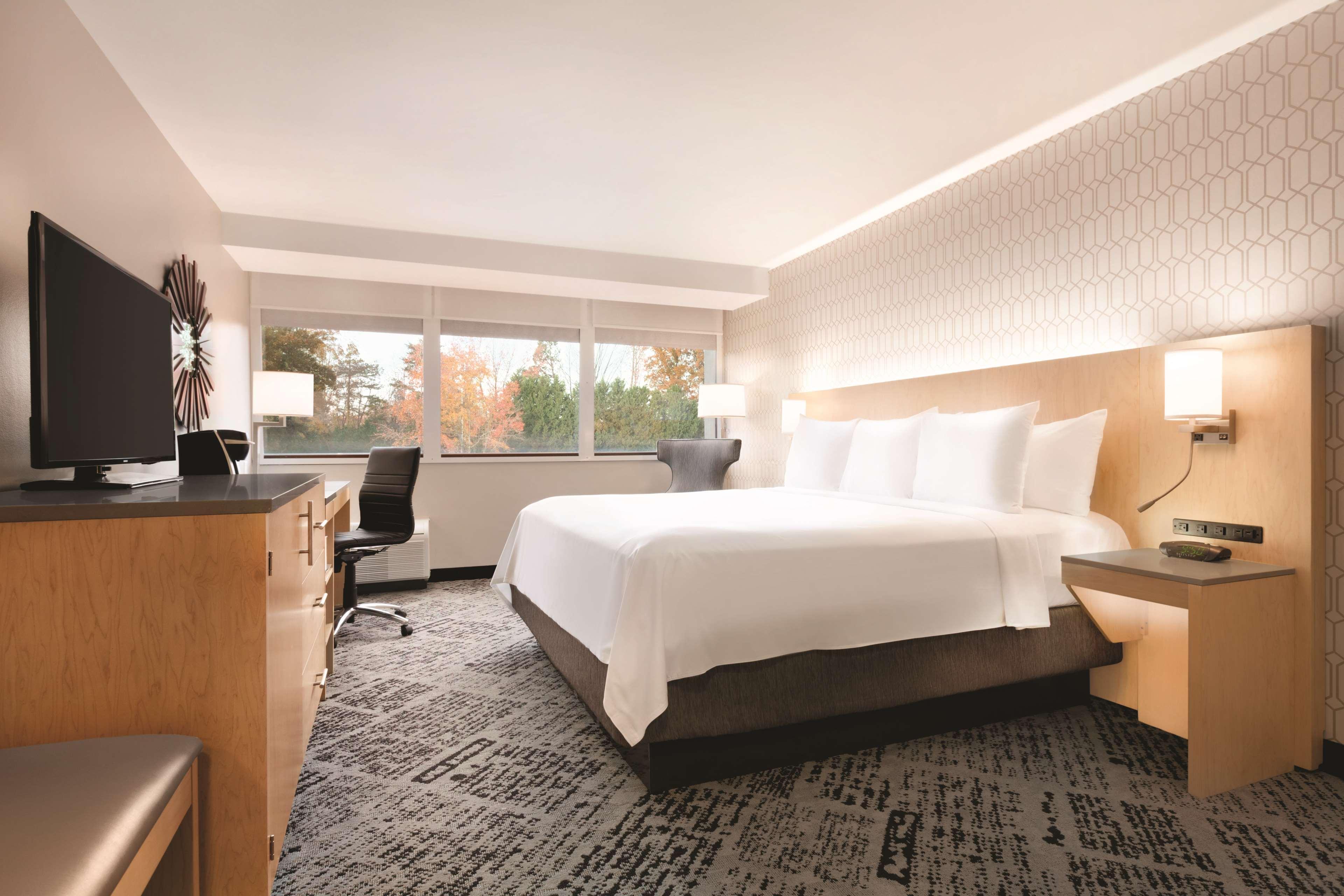 Radisson Hotel Charlotte Airport エクステリア 写真