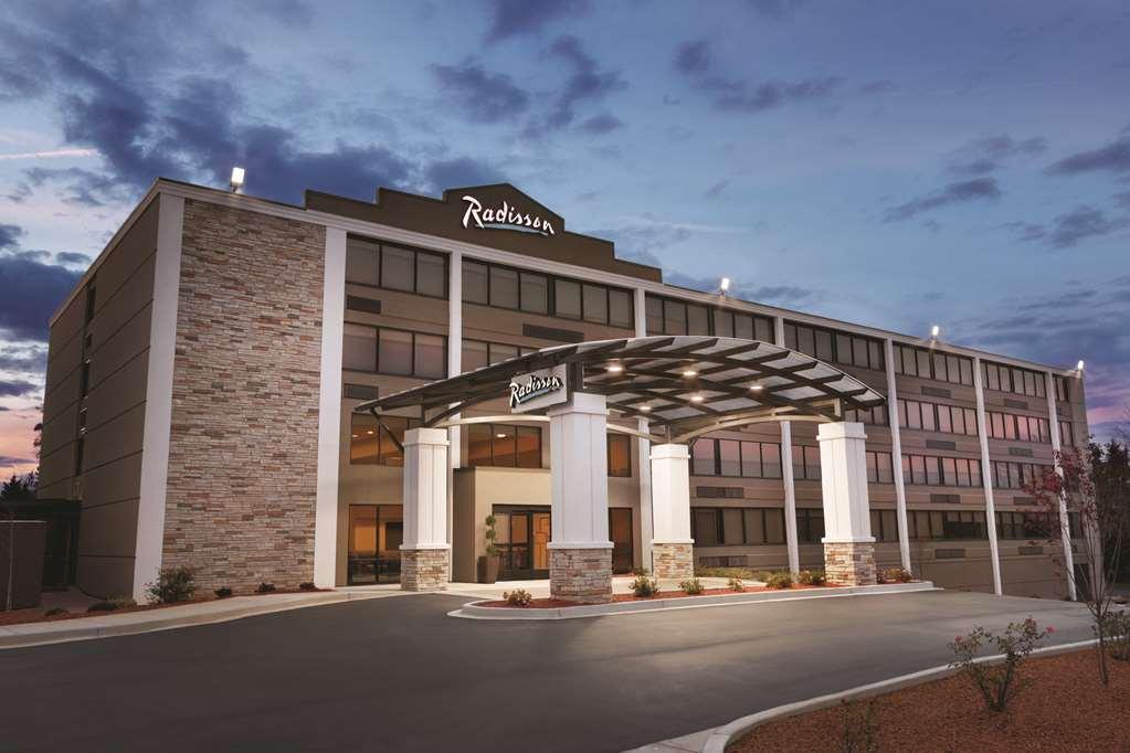 Radisson Hotel Charlotte Airport エクステリア 写真