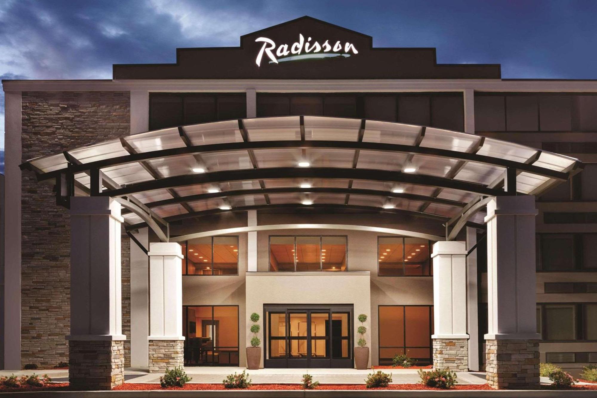 Radisson Hotel Charlotte Airport エクステリア 写真