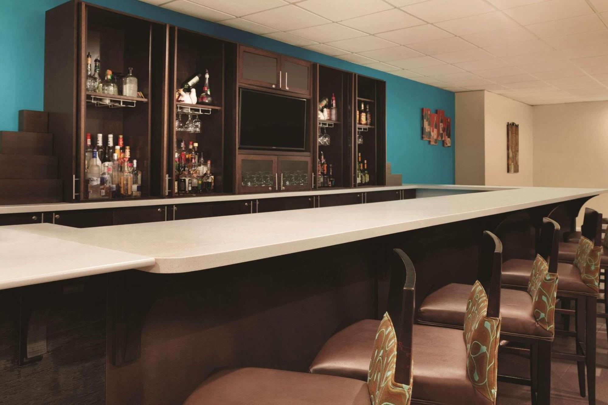 Radisson Hotel Charlotte Airport エクステリア 写真