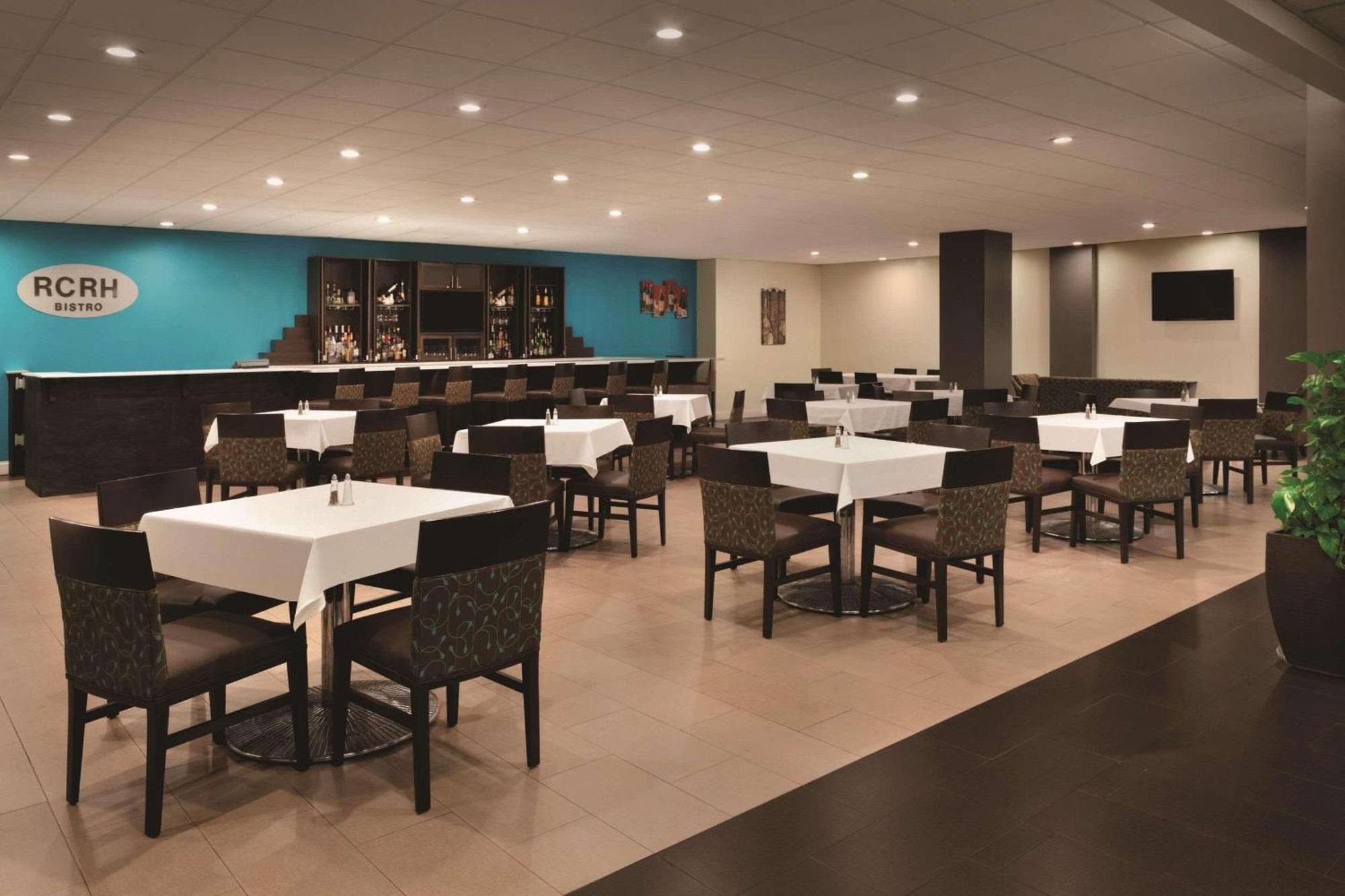 Radisson Hotel Charlotte Airport エクステリア 写真